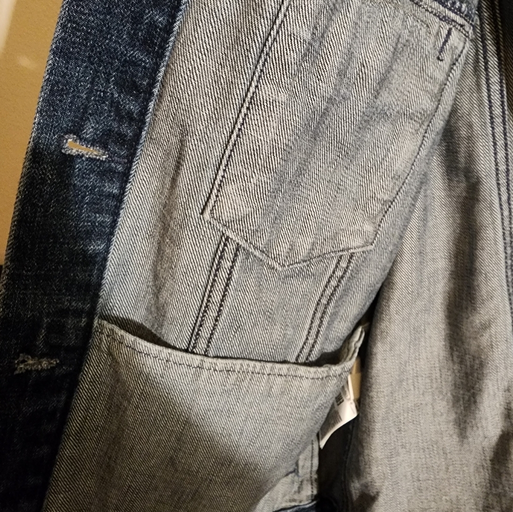 NEW GAP DENIM JACKET - Picture 5 of 10